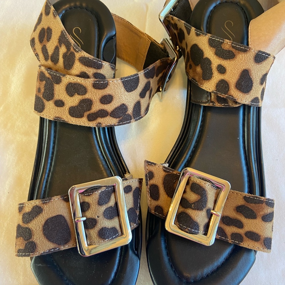 SOLELYJANE Leopard Print Sandals with Buckle